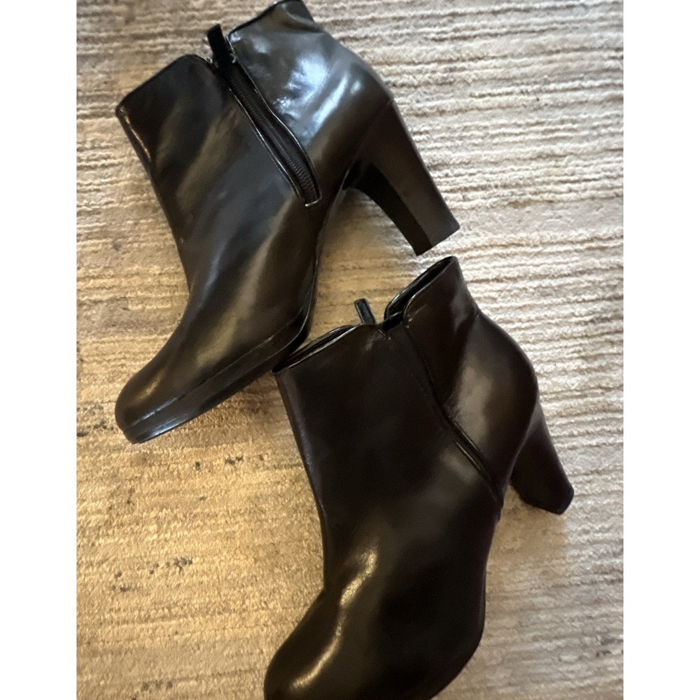 Lauren Ralph Lauren Women Marcy Black Leather Zip boots Ankle Bootie 8 B‎ Shoes - Picture 12 of 12